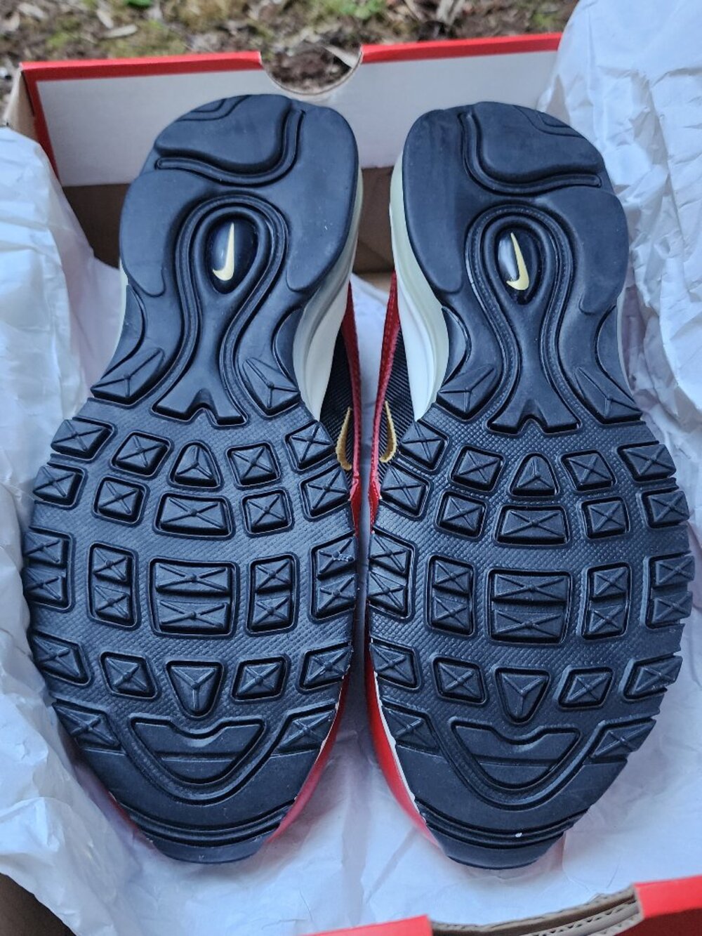 *NWB* Nike Air Max 97 Gold Sequin Women's 7.5, Youth 6, Men's 6 - Picture 13 of 16